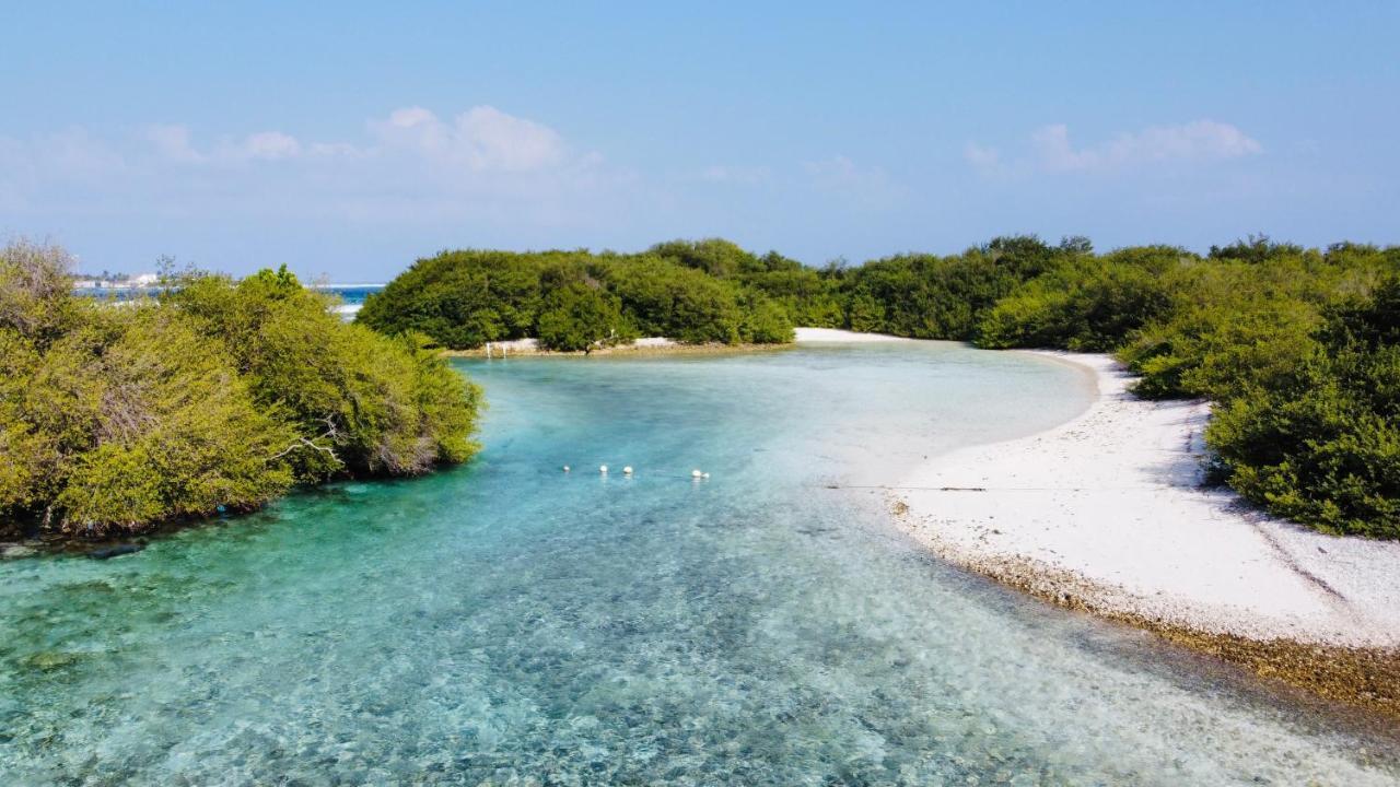 Hotel Iru Maldives Thulusdhoo Exterior foto