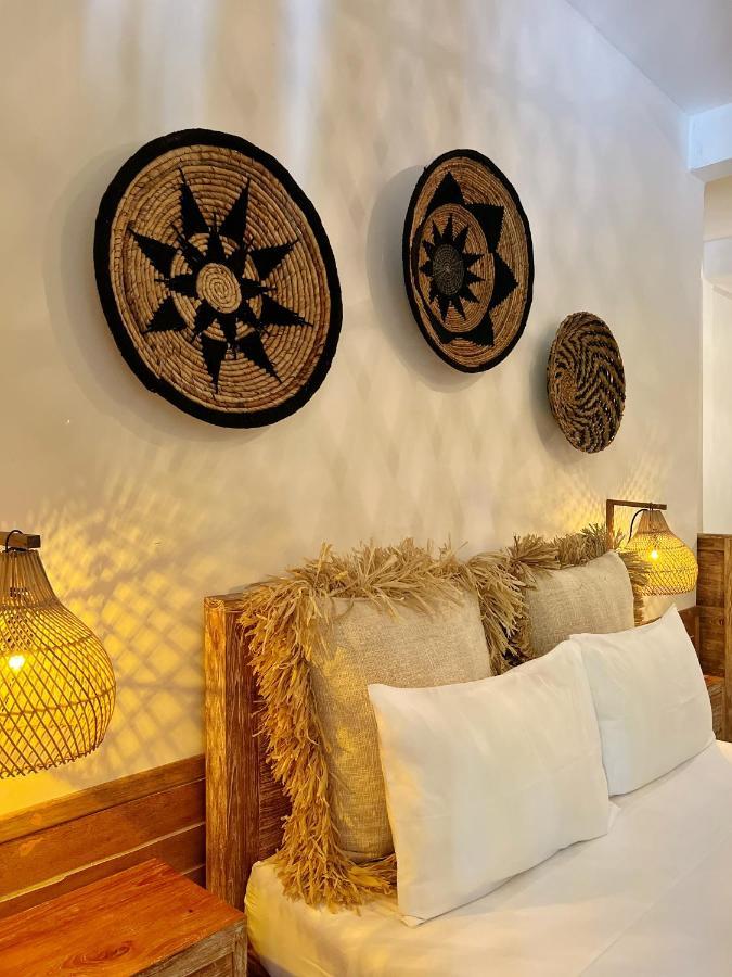 Hotel Iru Maldives Thulusdhoo Exterior foto